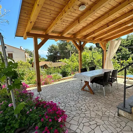 Apartments By The Sea Mali Losinj Exterior photo